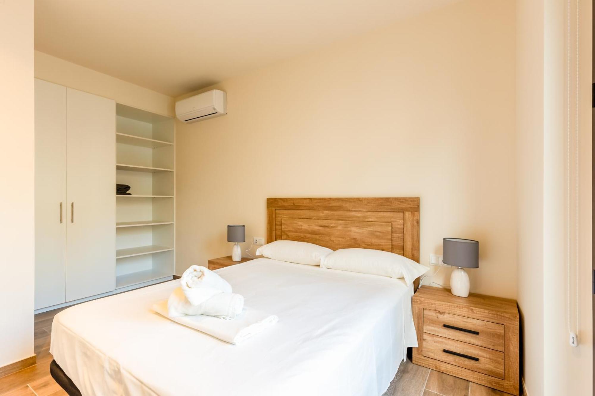 Can Cintet 1 Apartamento En La Plaza De Besalú Esterno foto