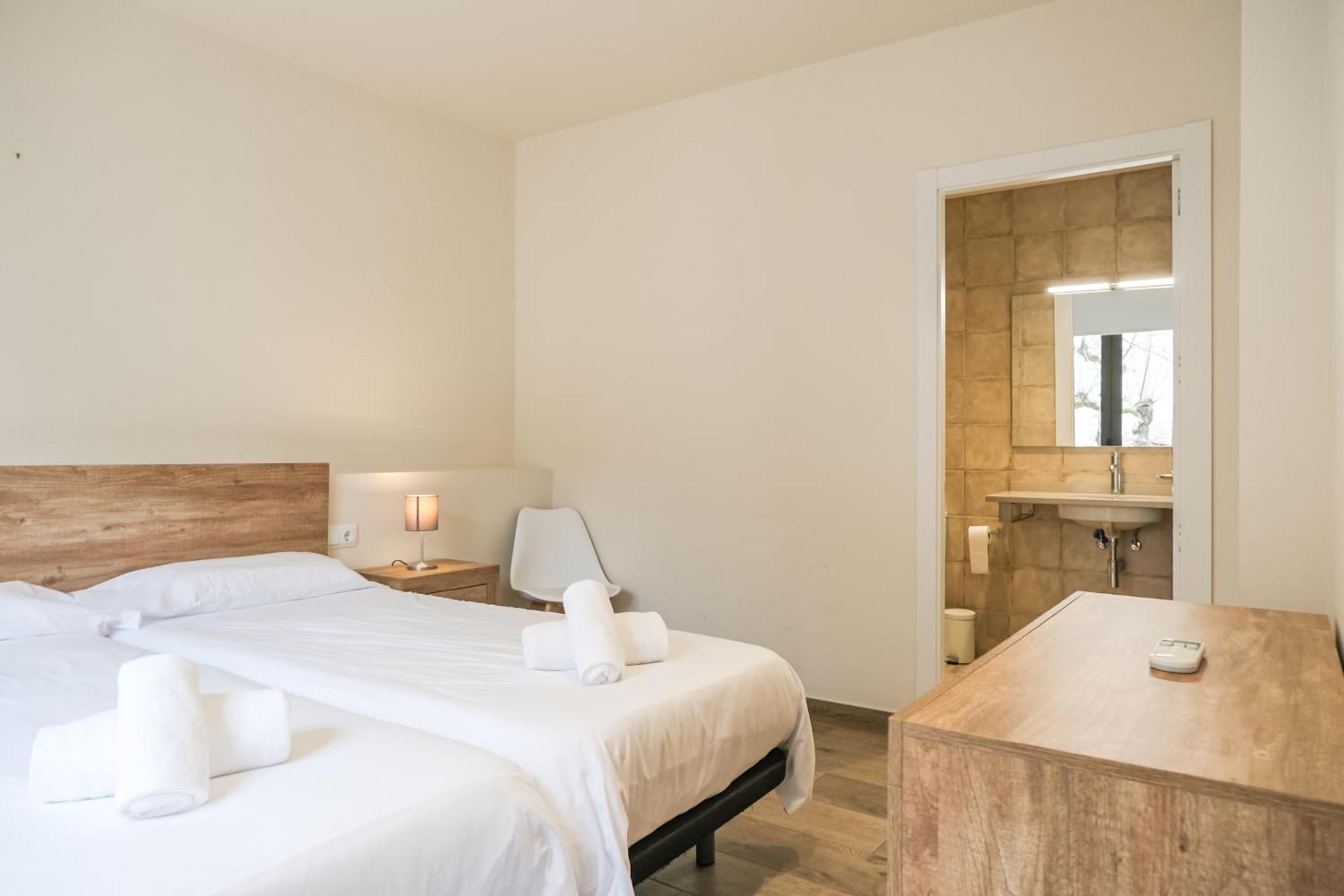 Can Cintet 1 Apartamento En La Plaza De Besalú Esterno foto